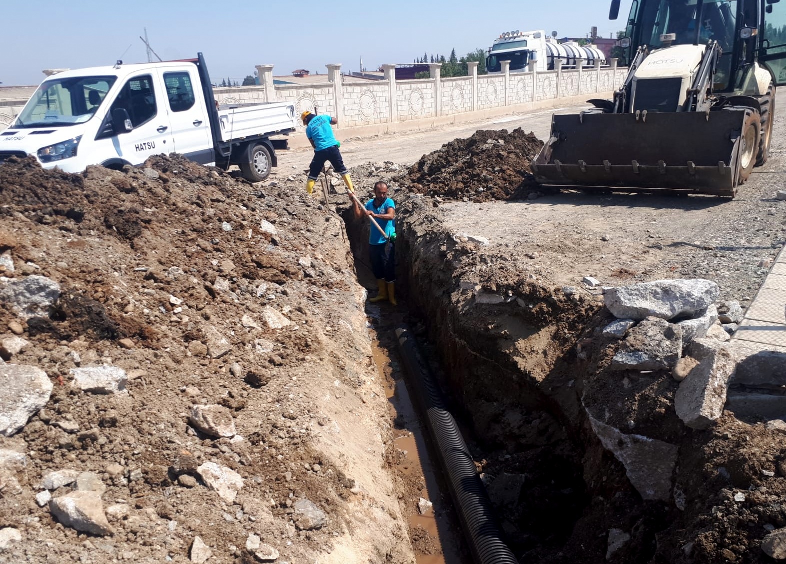 KIRIKHAN’DA ATIK SU HATTI İHTİYACI KARŞILANIYOR (3)