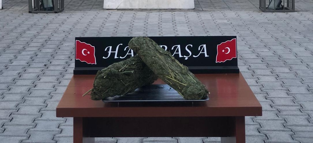 UyuşrucuA