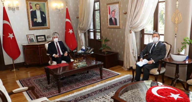 01_12_01_22_MuratGevrek-840x478