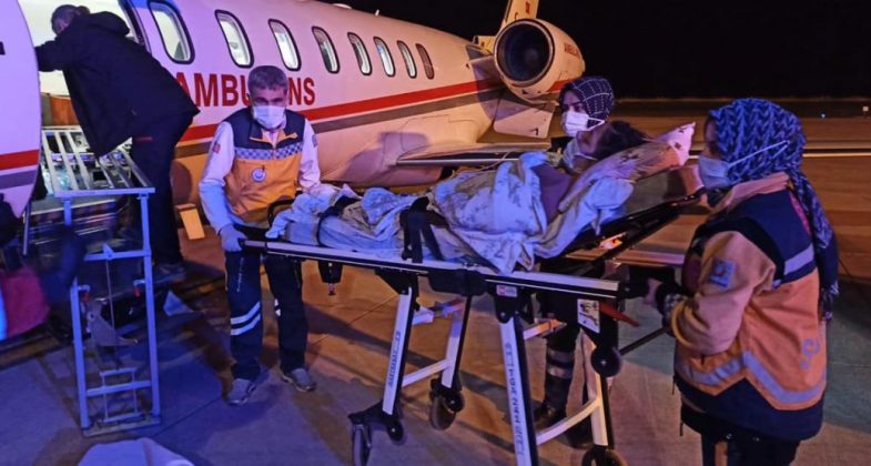 ucak-ambulans-rabia-icin-havalandi