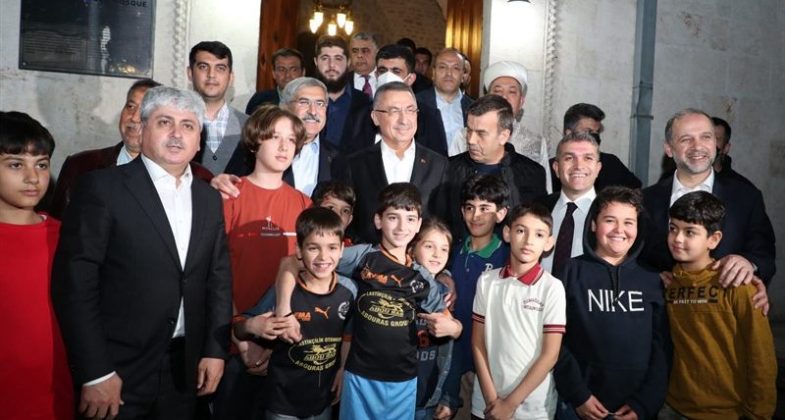 22_22_04_22_CumhurbaskaniYardSayinFuatOktay-800x478
