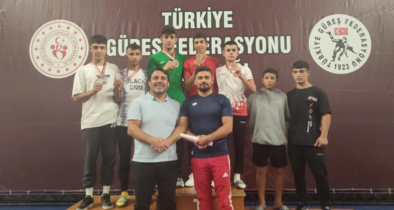 Antakya Belediyesi Gsk Güreş Takımından Büyük Başarı (2)