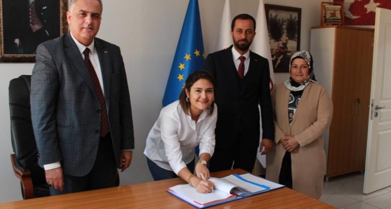 YAYLADAĞI’NDA 7 MİLYONLUK BÜTÇEYE SAHİP PROJENİN İMZALARI ATILDI (2)
