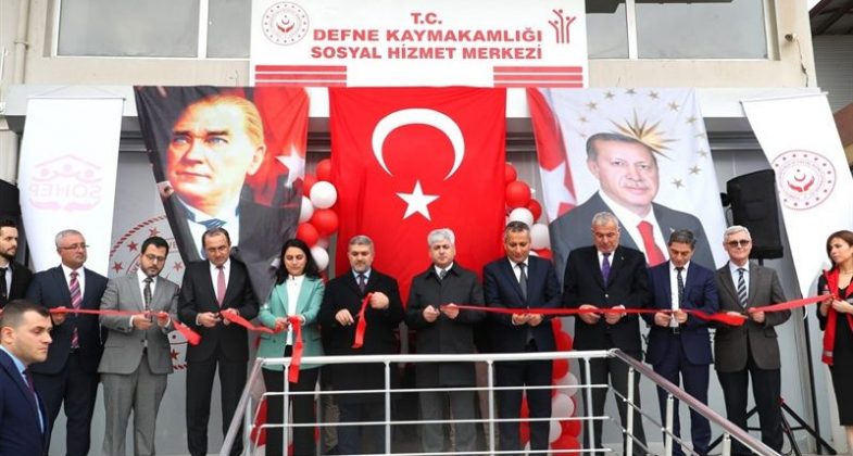 04-14-12-22-SosyalHizmetMerkeziAcilis-800x478