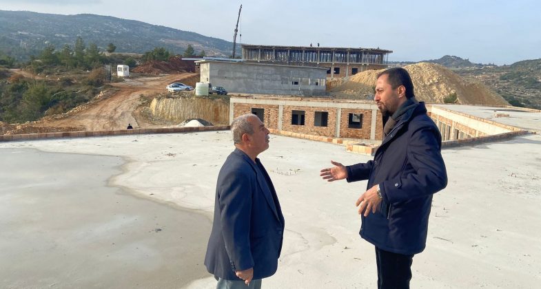BAŞKAN YALÇIN’DAN HUZUREVİ, İLKOKUL VE ÇOK AMAÇLI SALON İNŞAATINDA İNCELEME (3)