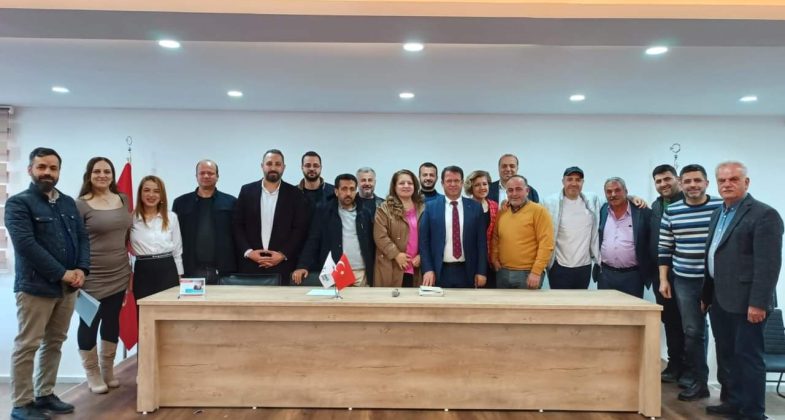SAMANDAĞ BELEDİYE MECLİSİ YİNE TARİHİ KARARLARIN ALTINA İMZA ATTI