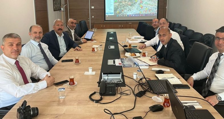 deprem-konutlarinda-karsilasilan-sorunlar-konusuldu
