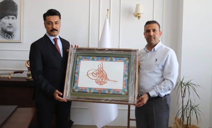 iz-birakan-liderler-her-zaman-hatirlanir