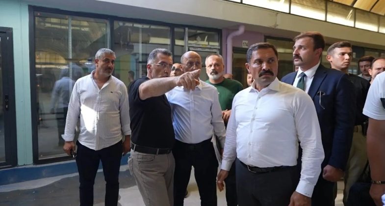 tarihi-uzun-carsi-esnafi-yeni-yerine-tasindi