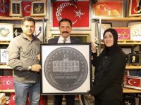 Hatay Valiliği’nin Yeni Logosuna İplik Sanatı Dokunuşu