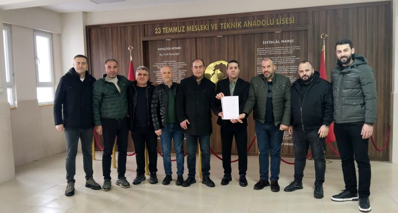 Başkan Doğan Aydın Mazbatasını Aldı