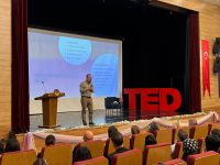 TED HATAY KOLEJİ DEĞİŞEN DÜNYA GELİŞEN ÖĞRETMEN ÇALIŞTAYI