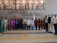Hatay’da Sağlık Camiası Yeni Kıyafetleriyle Sahada!