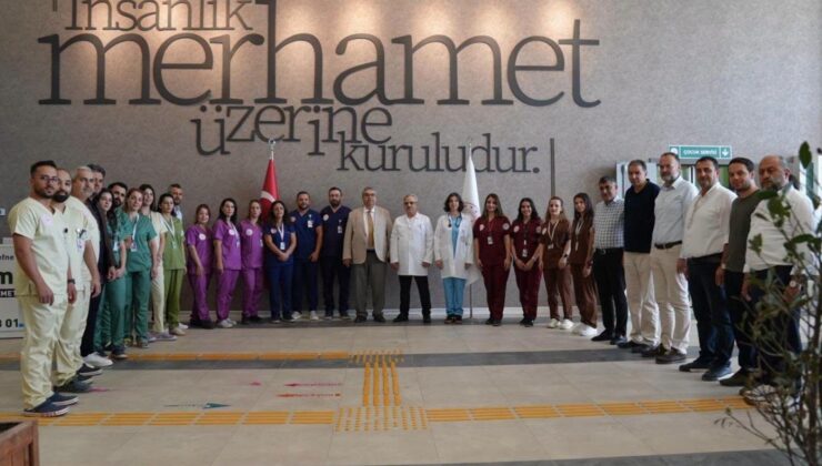 Hatay’da Sağlık Camiası Yeni Kıyafetleriyle Sahada!