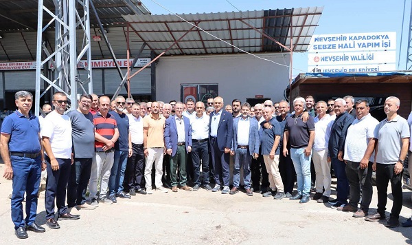 Başkan Çinçin Kurmaylarıyla Sahaya İndi
