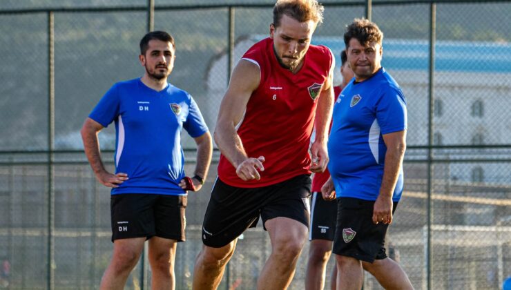 Hatayspor-Uşakspor Maçı Yarıda Kaldı!