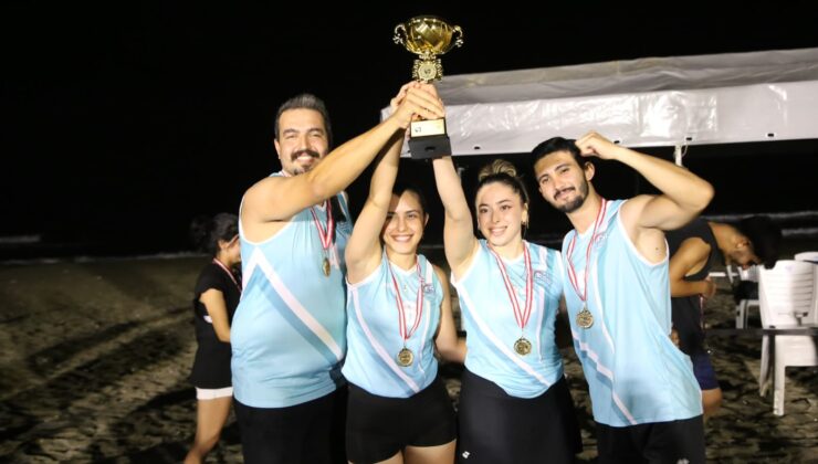 30 Ağustos Zafer Bayramı Plaj Voleybol Turnuvasıyla Başladı