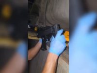 Reyhanlı’da TIR’dan Cephanelik Çıktı: 17 Silah Ele Geçirildi