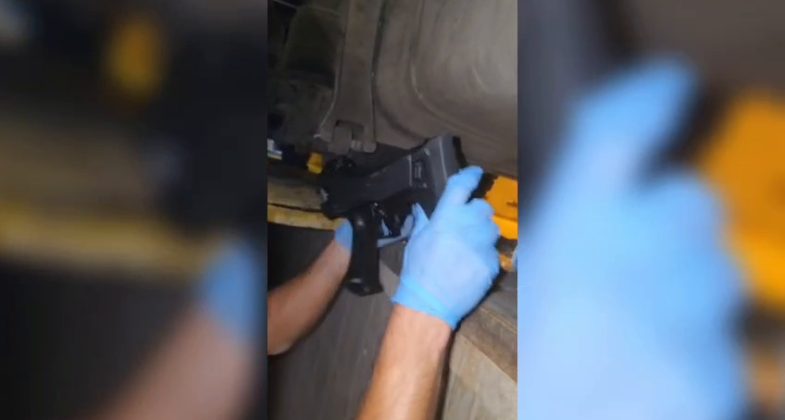 Reyhanlı’da TIR’dan Cephanelik Çıktı: 17 Silah Ele Geçirildi