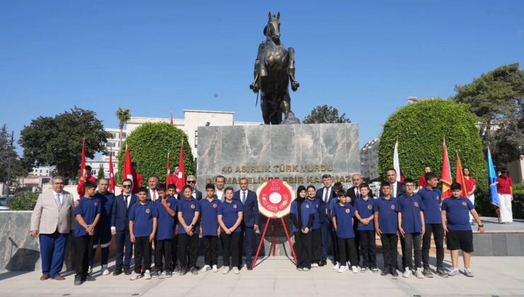 Hatay’da 2026-2027 Eğitim Yılı Çelenk Töreniyle Başladı