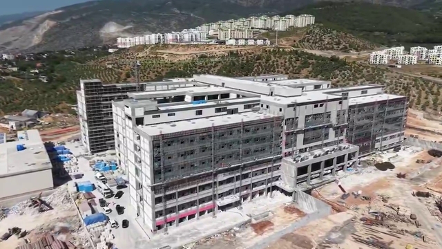 İskenderun’da 600 Yataklı Hastanenin Eylül 2027’de Hizmete Girmesi Planlanıyor