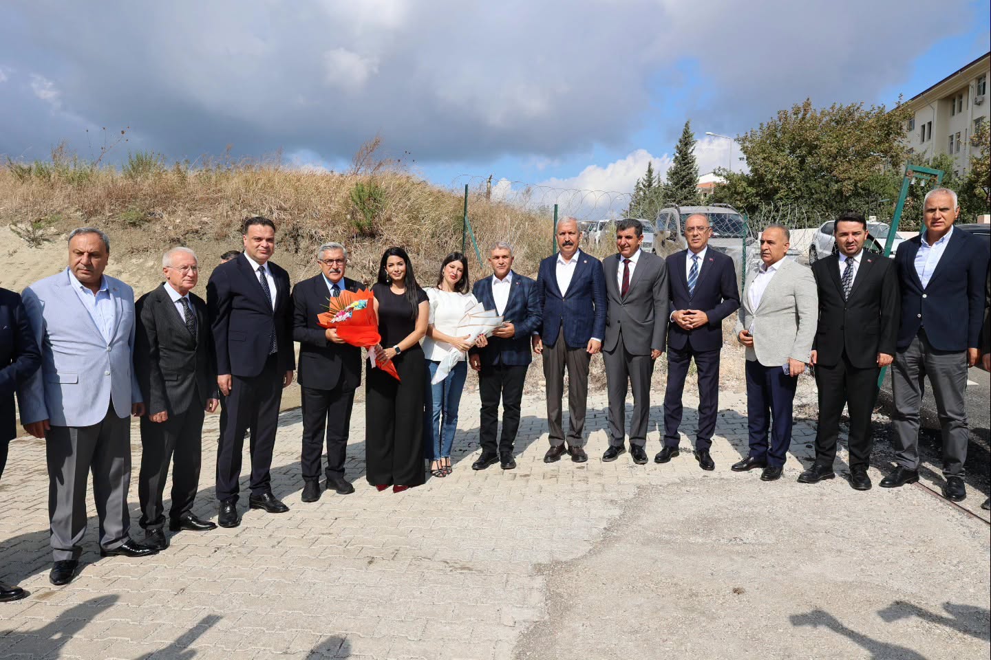 AK Parti Heyeti, Hatay Esnafının Taleplerini Dinledi