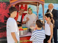 Macun Tezgâhını Bu Kez Çocukların Mutluluğu İçin Açtı