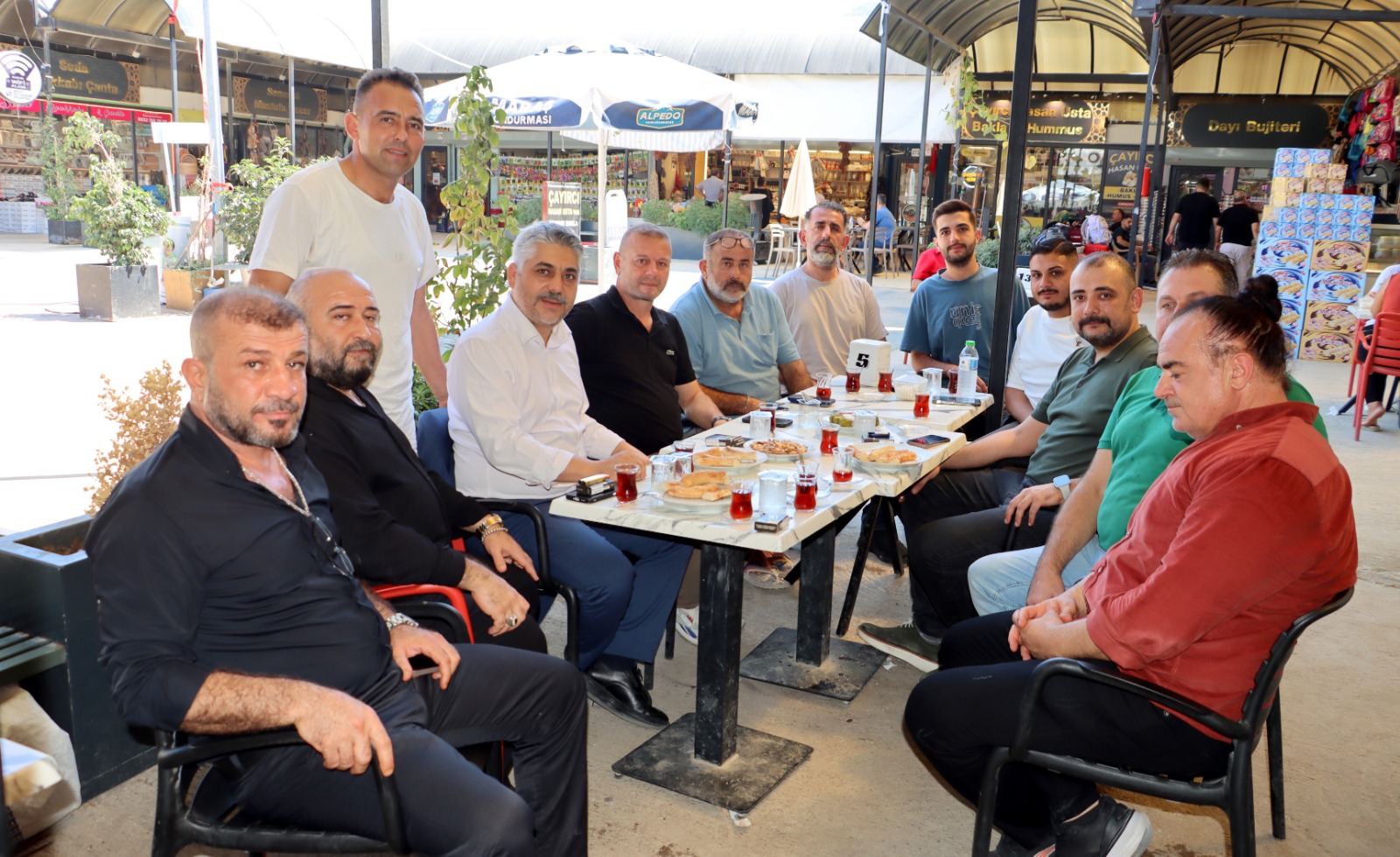 MHP Hatay İl Başkanı Taşçı, Tarihi Uzun Çarşı Yönetimiyle Buluştu