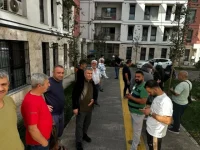 Depremzede Site Sakinleri İsyan Etti