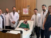 Hastaneleri dolaştı, karnındaki 10 kiloluk kitle Reyhanlı’da çıkarıldı