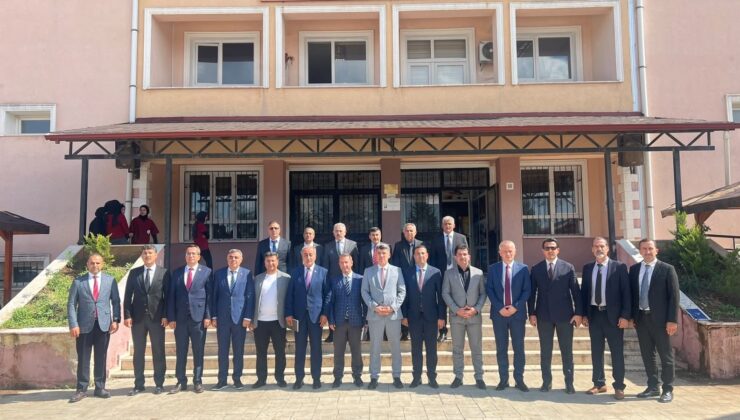 İlçe Milli Eğitim Müdürleri Altınözü’nde Toplandı