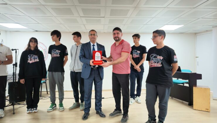 Antakya’da Çevre Bilinci Yarışmasında Birincilik Hatay Fen Lisesi’nin