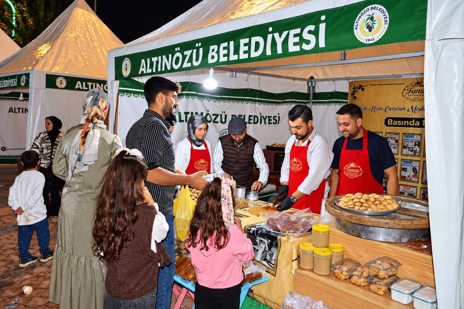 Fansa Tatlıcılık’tan Altınözü Festivali’ne Tatlı Dokunuş