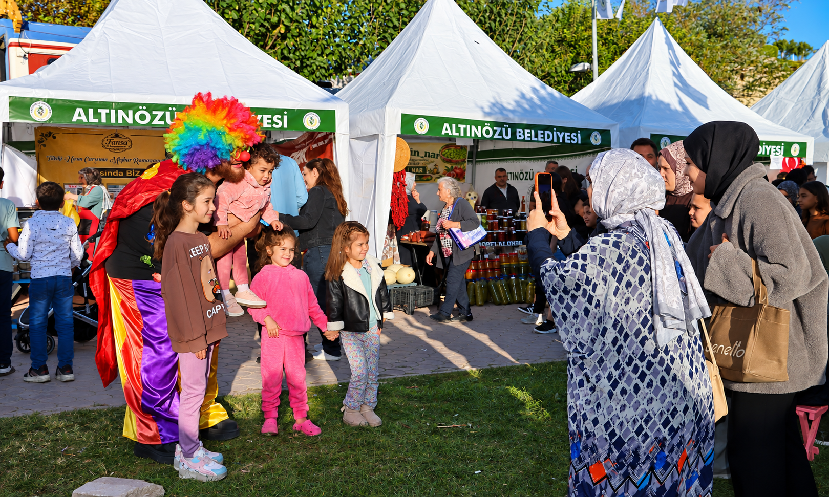 Renkli Altınözü Belediyesi Çocuk Festivali