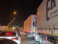 Cilvegözü Yolunda Trafik Yoğunluğu Sürüyor