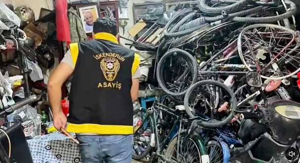 Polis, Motosiklet Tamirhaneleri ve Yedek Parça Satıcılarını Markaja Aldı
